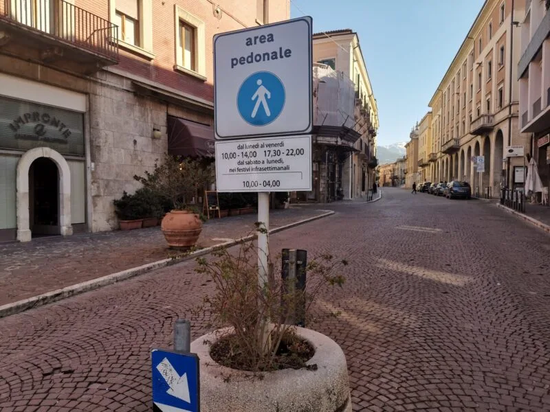 Cartello area pedonale
